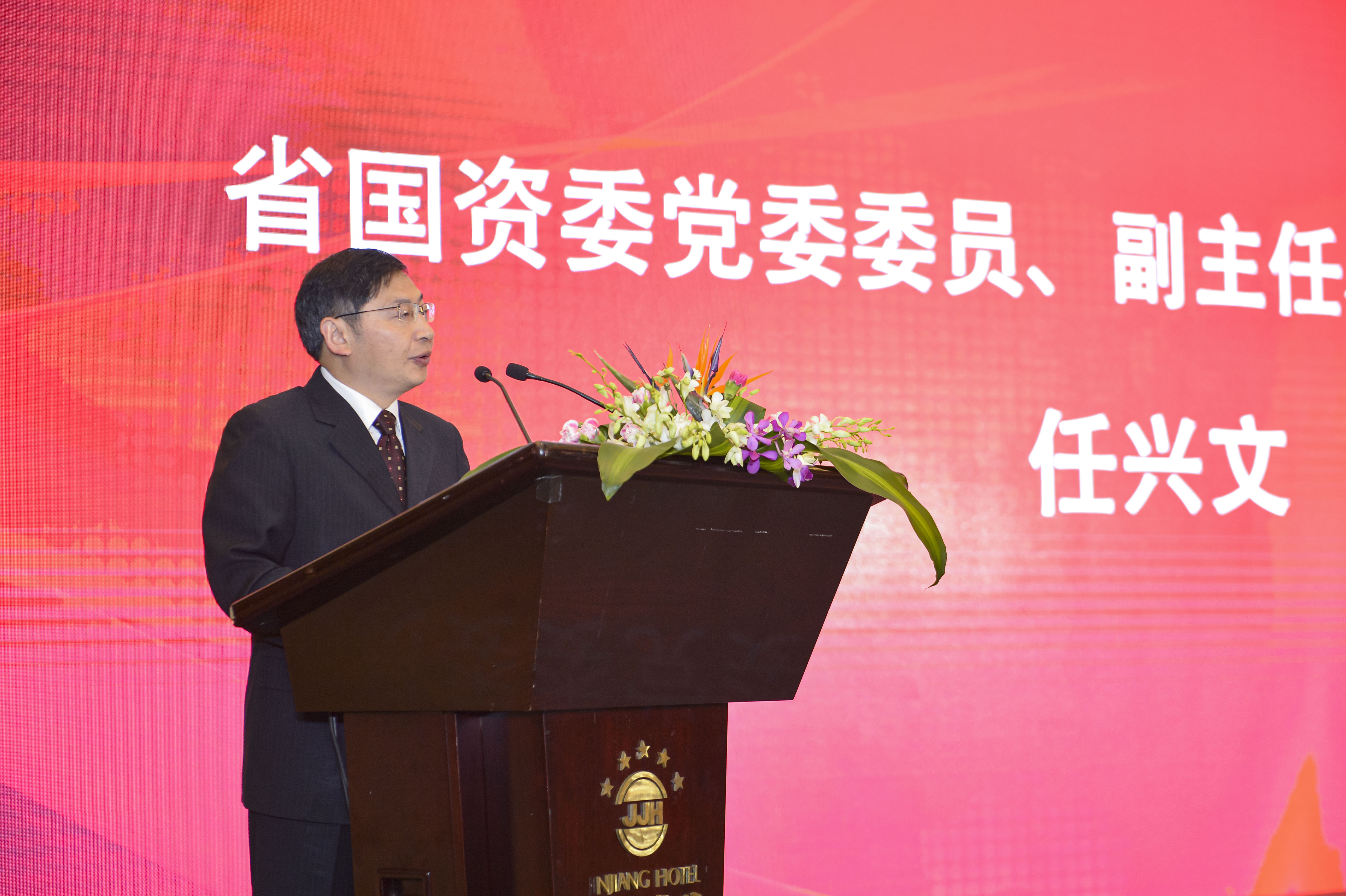 乐动游戏网·(中国)官方网站,宏明日望,株洲电子科技,湖南电容器,株洲电容器,电容器
