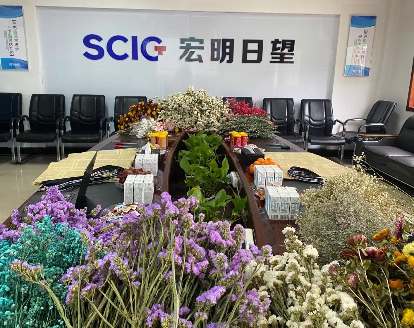 乐动游戏网·(中国)官方网站,宏明日望,株洲电子科技,湖南电容器,株洲电容器,电容器